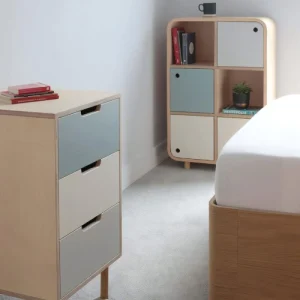 Artim Wooden Bedside Table - Modern Design with Storage Drawer